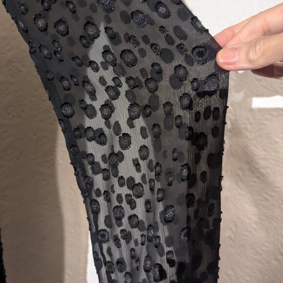 Dress - LBD - Ann Taylor - 4P - Classic - Picture 4 of 8